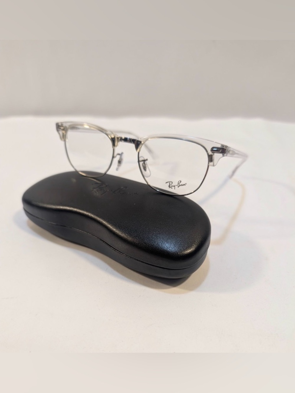 RayBan Clubmaster Eyeglasses Clear Transparent 5154 2001 51-21 with Hard Case